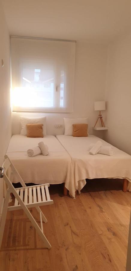 Apartamento Completo Con Piscina Terraza Vistas Del Mar Badalona Exterior photo